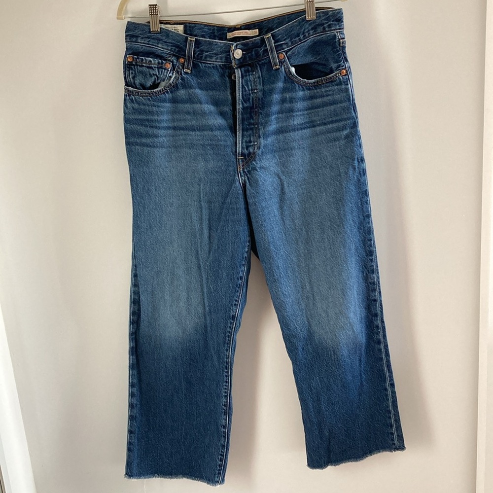 Levi's Ribcage - Picture 2 of 5